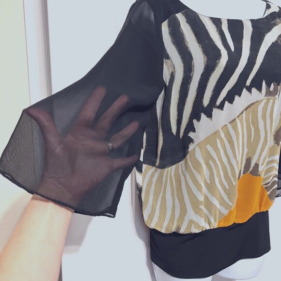 Very Vollbrach Women's Blouse-Sheer Sleeves-Size Small-Black/Zebra Print-Baggy - Picture 4 of 15